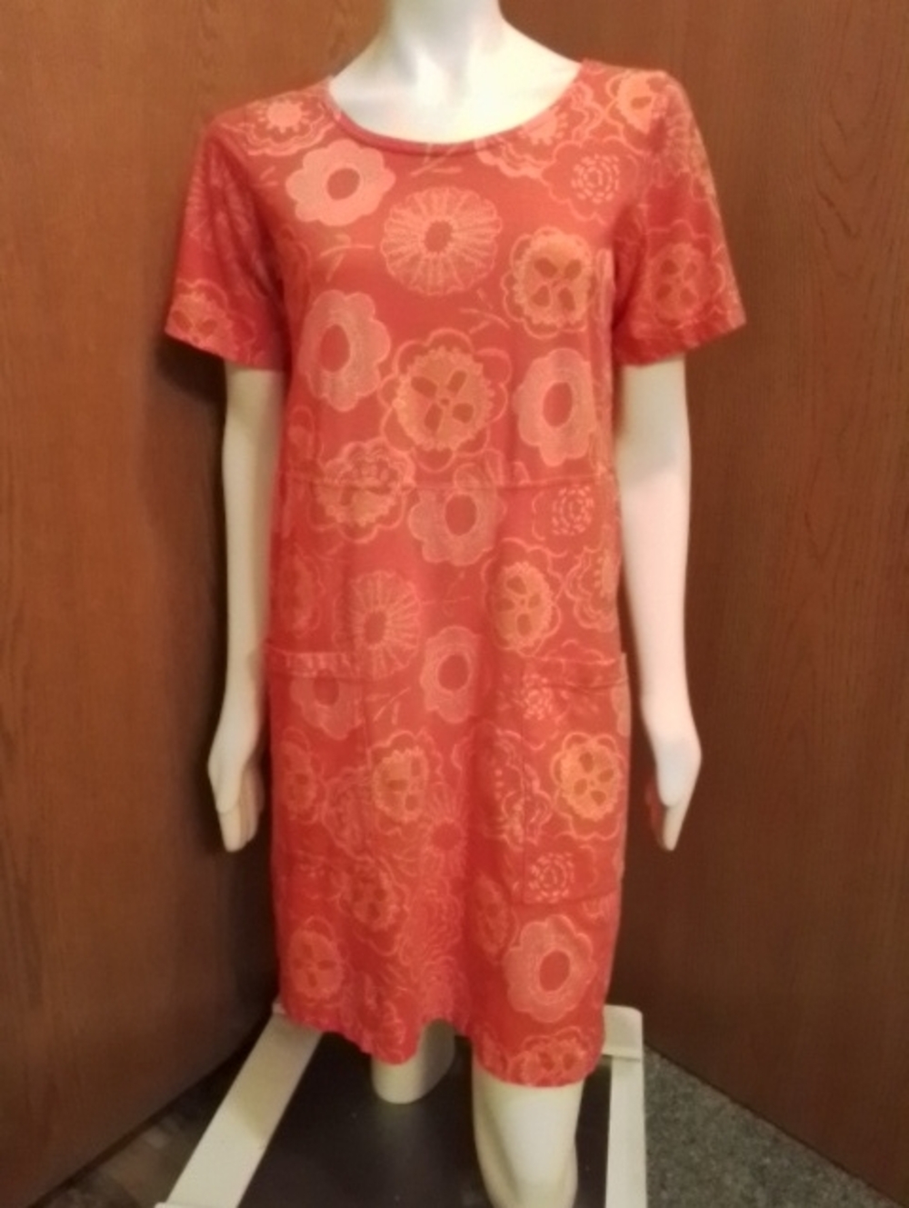 Fresh Produce 100% Cotton Orange Floral Short-Sleeve Shift Dress, Size M.